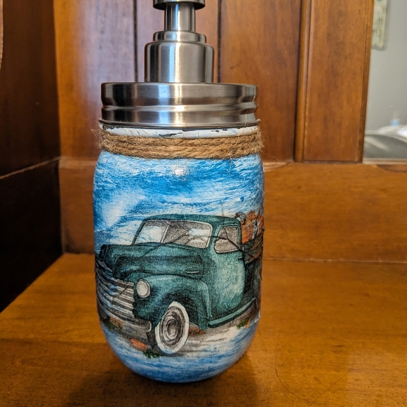 Happy Harvest Soap Dispensers - Picture 5 of 5